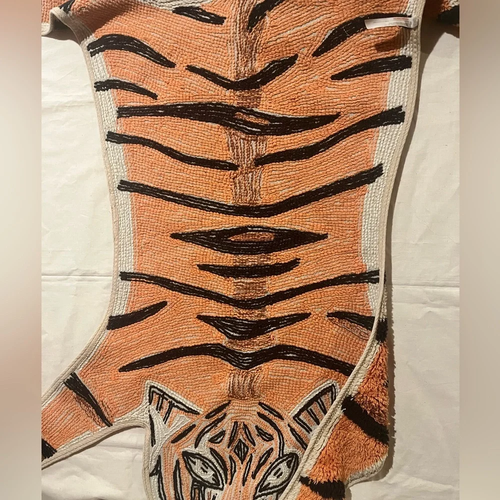 Tiger Face Shag Rug Accent - Bold Orange & Black
